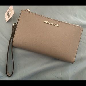 Michael Kors Wristlet